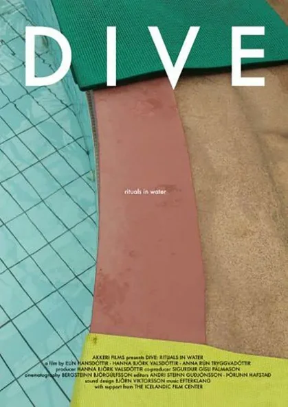 תינוקות צוללים לצפייה ישירה עם תרגום מובנה | Dive Rituals in Water